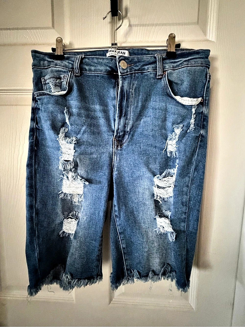 Wax Jean Collection distressed cropped jeans Blue 2X